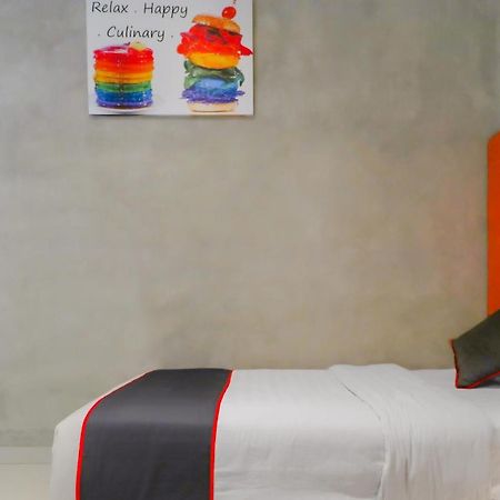 Super Oyo Collection O 31 The Batik Bed And Coffee Bandung Hotel Kültér fotó