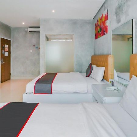 Super Oyo Collection O 31 The Batik Bed And Coffee Bandung Hotel Kültér fotó