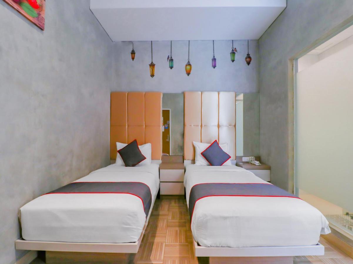 Super Oyo Collection O 31 The Batik Bed And Coffee Bandung Hotel Kültér fotó